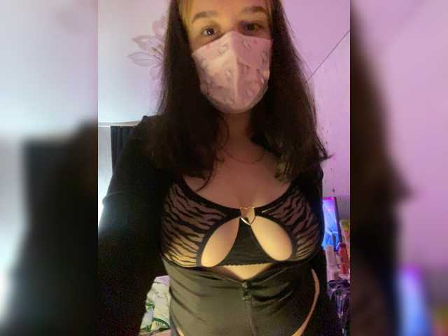 LinbergLin live cam on BongaCams