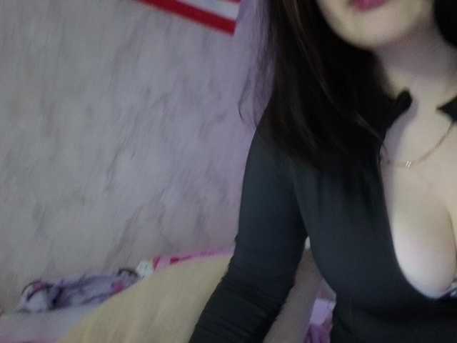 LinbergLin live cam on BongaCams