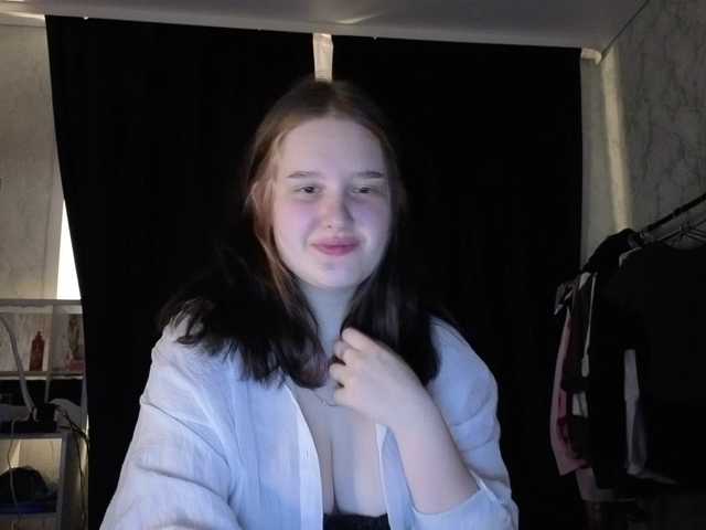 LinbergLin live cam on BongaCams