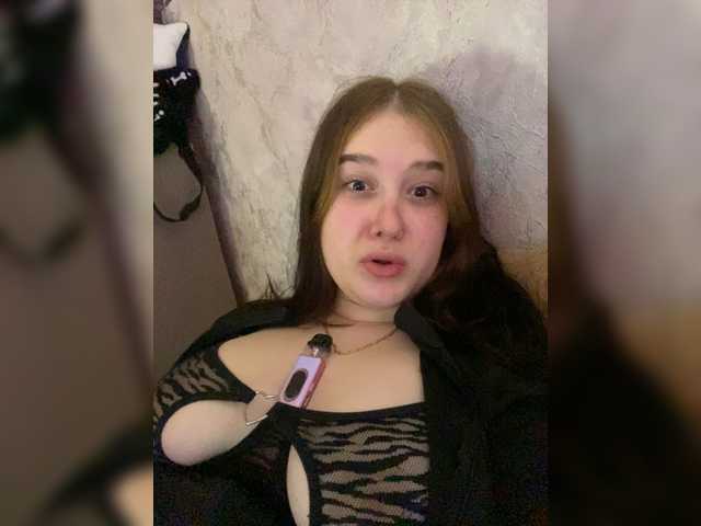LinbergLin live cam on BongaCams