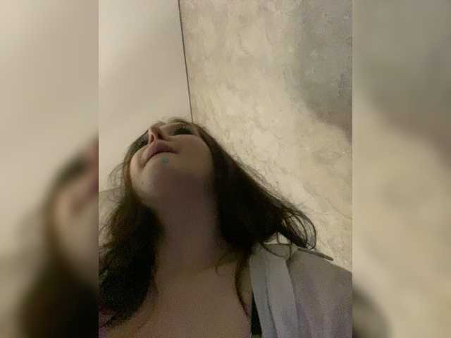 LinbergLin live cam on BongaCams