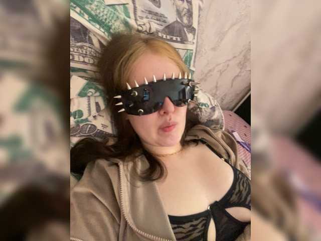 LinbergLin live cam on BongaCams