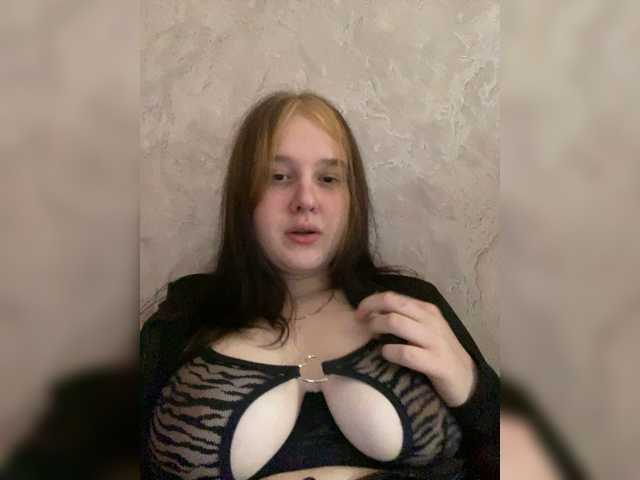 LinbergLin live cam on BongaCams