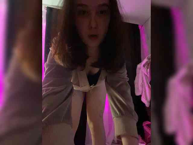 LinbergLin Live Webcam on BongaCams