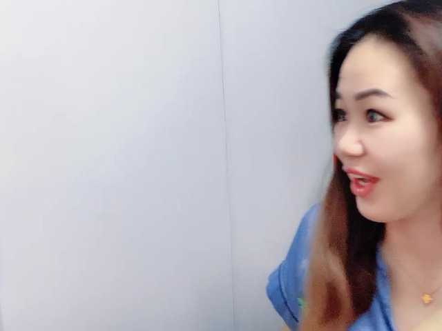 Myhotsex69 live cam on BongaCams