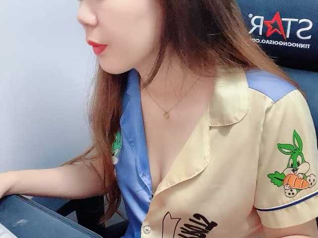Myhotsex69 live cam on BongaCams