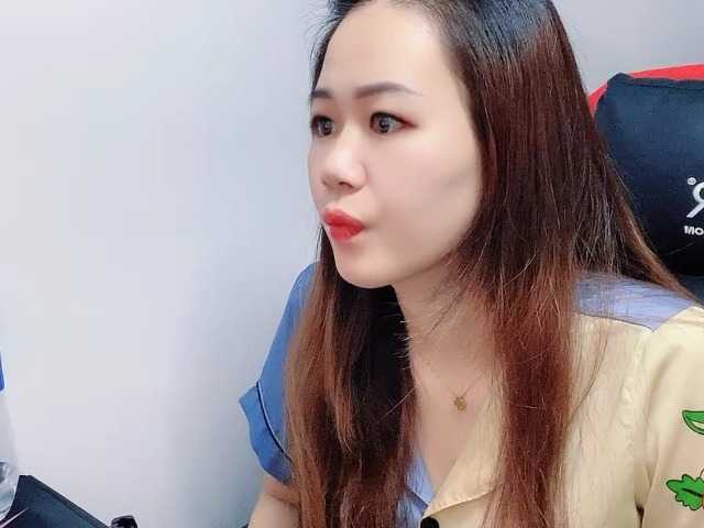 Myhotsex69 live cam on BongaCams