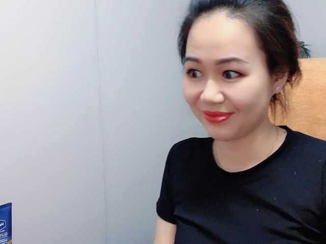 Myhotsex69 live cam on BongaCams
