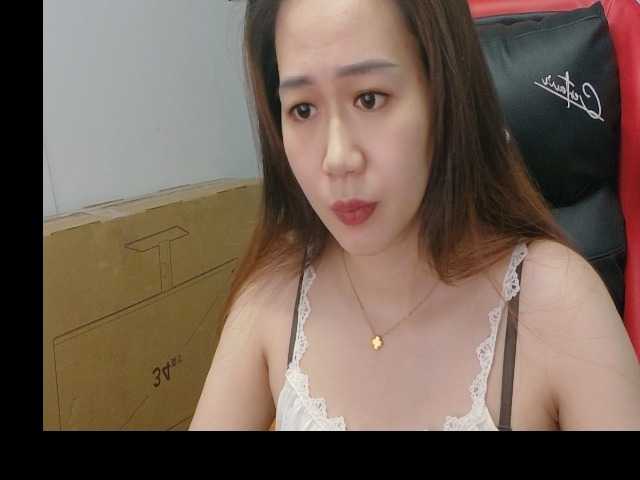Myhotsex69 live cam on BongaCams