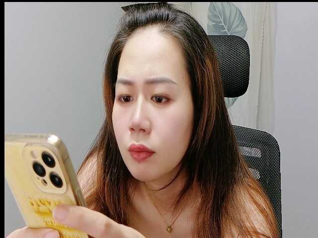 Myhotsex69 live cam on BongaCams