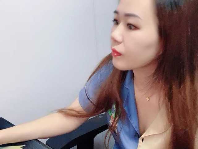 Myhotsex69 live cam on BongaCams