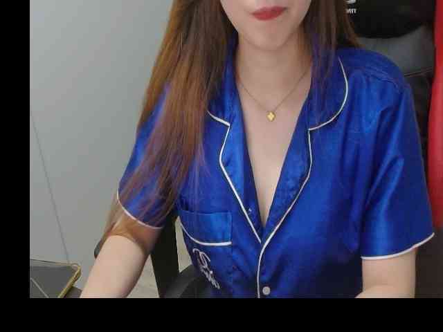 Myhotsex69 webcam