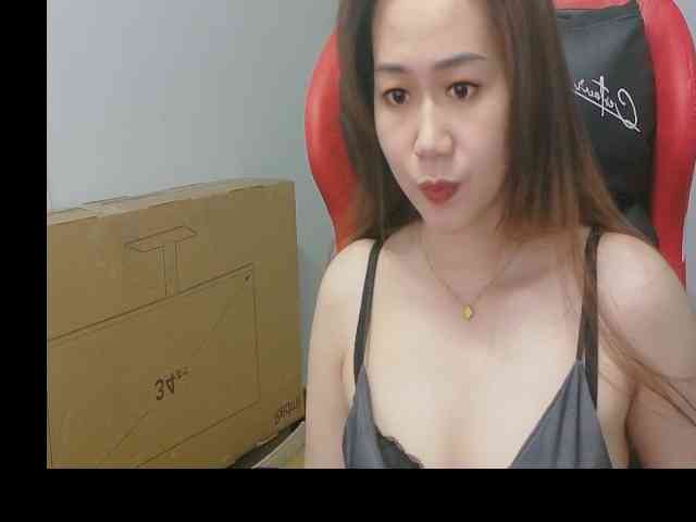 Myhotsex69 webcam