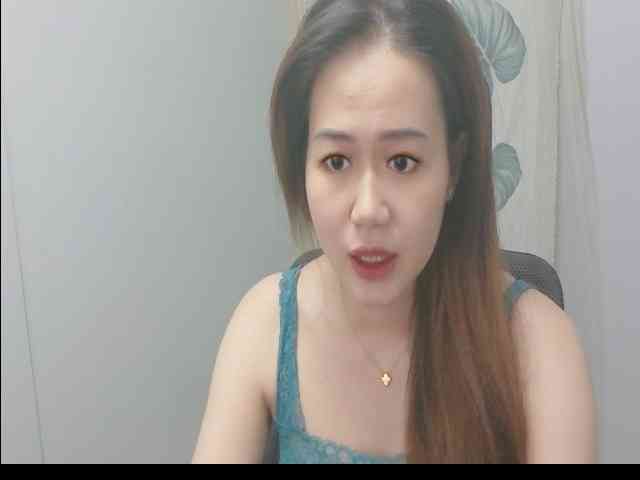 Myhotsex69 webcam