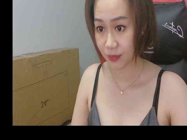 Myhotsex69 webcam