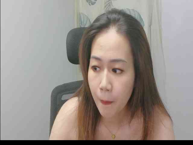 Myhotsex69 webcam