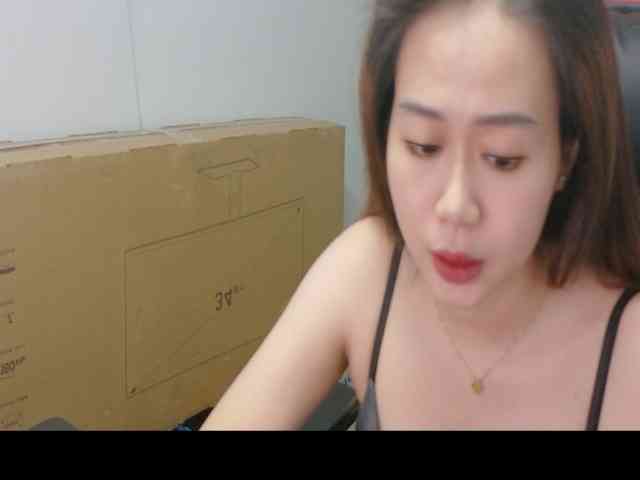 Myhotsex69 webcam