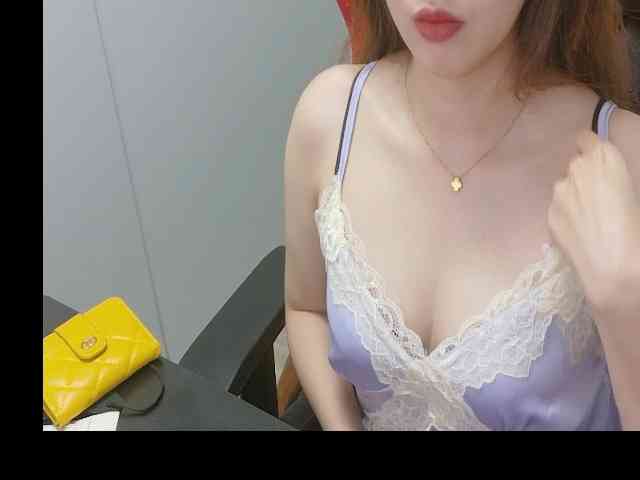 Myhotsex69 webcam