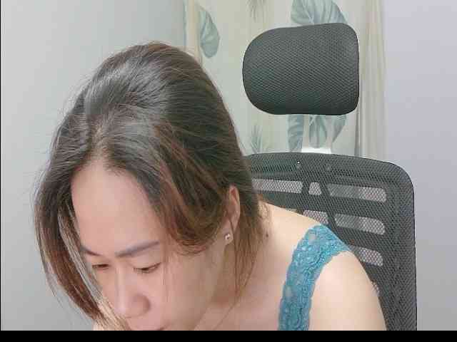 Myhotsex69 webcam