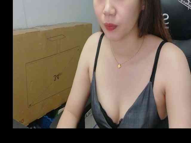 Myhotsex69 webcam