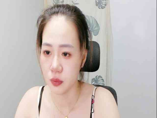 Myhotsex69 webcam