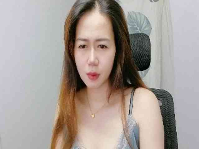 Myhotsex69 webcam