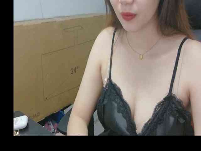 Myhotsex69 webcam