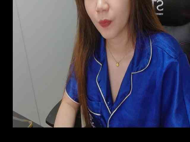 Myhotsex69 webcam