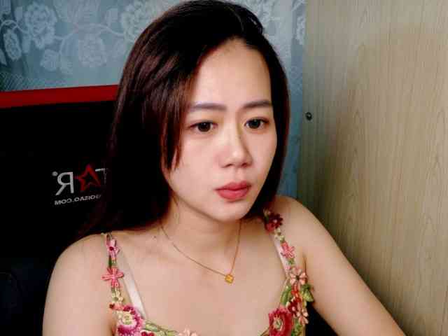 Myhotsex69 webcam