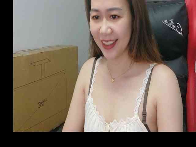 Myhotsex69 webcam