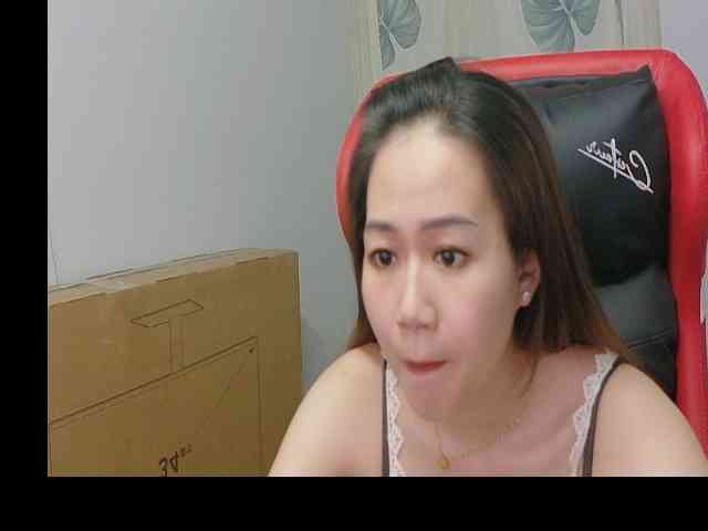 Myhotsex69 webcam