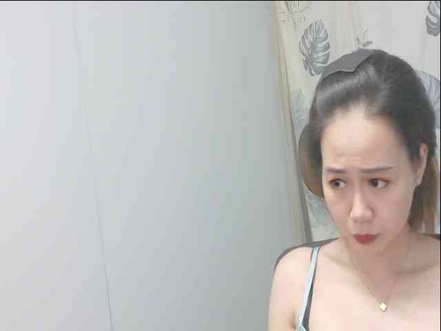 Myhotsex69 webcam