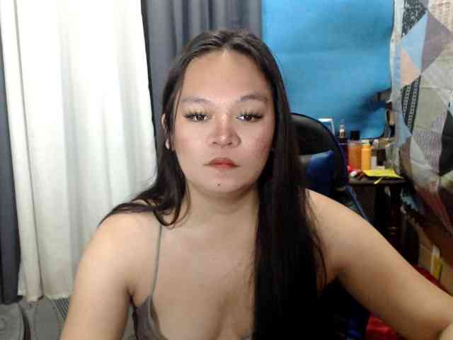 Urgirlscarlet23