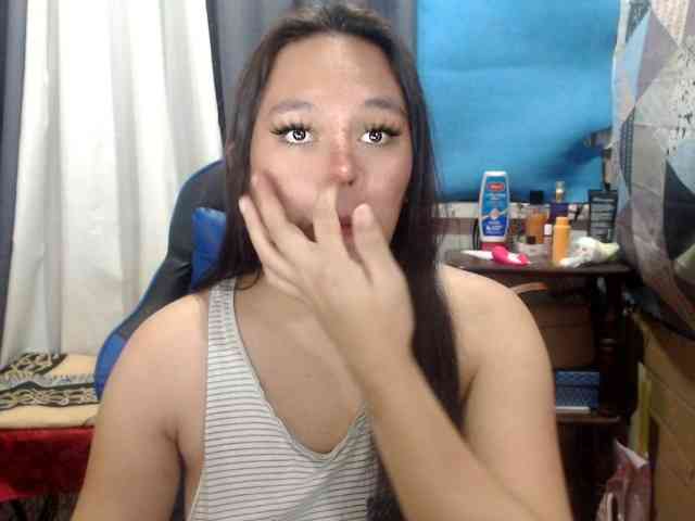 Urgirlscarlet23 Sex Cam Show