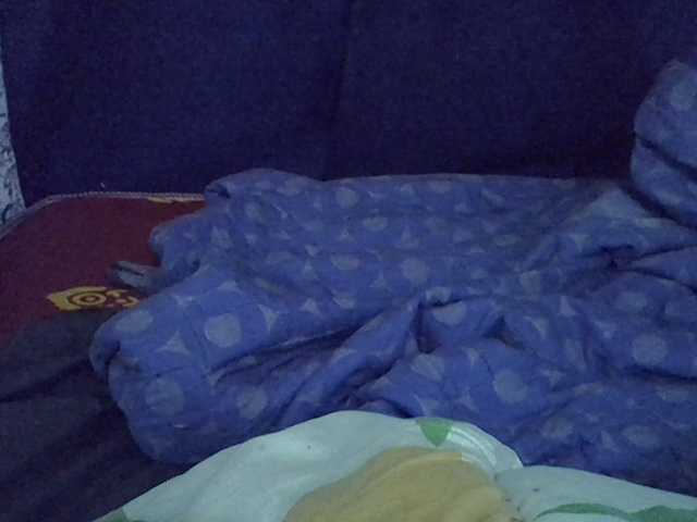 Caramel01 live cam on BongaCams