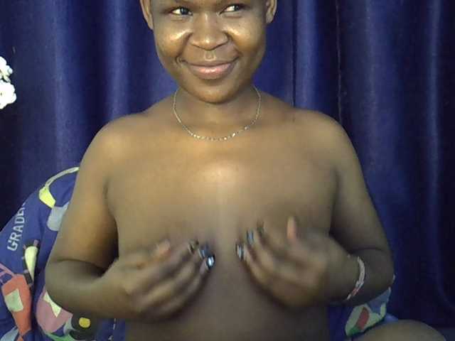 Caramel01 live webcam show