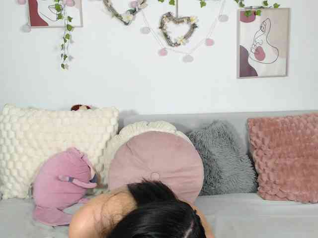 melanieelovv webcam