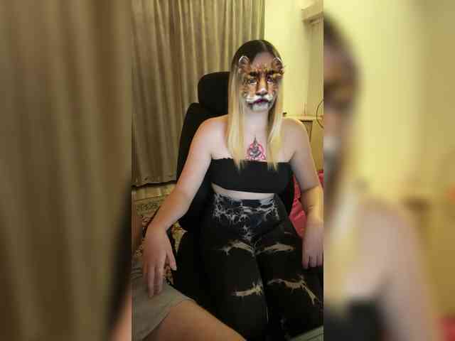 Cyber_Two webcam