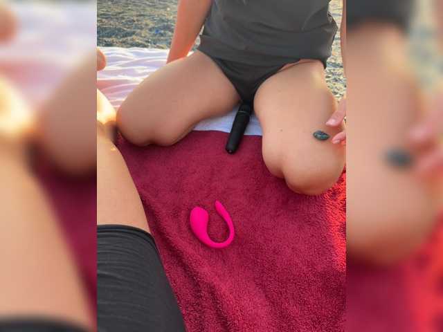 Life-is-sex live cam on BongaCams