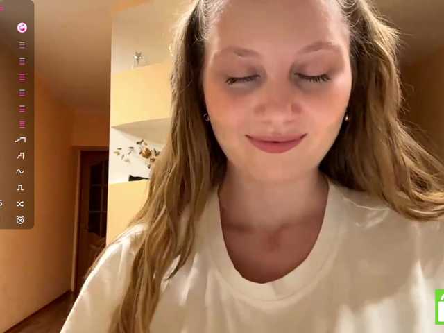 MarietteWei live cam on BongaCams