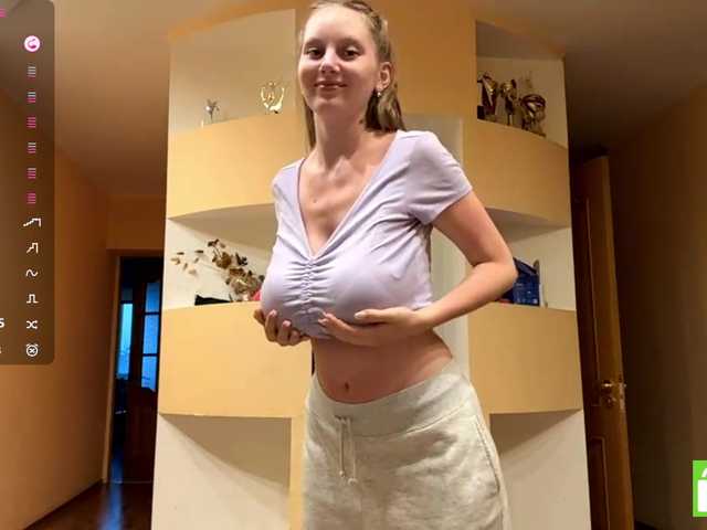 MarietteWei live webcam show