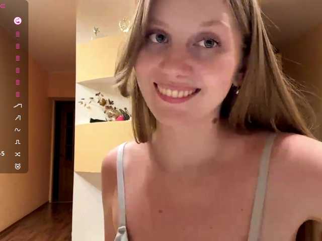 MarietteWei live cam on BongaCams