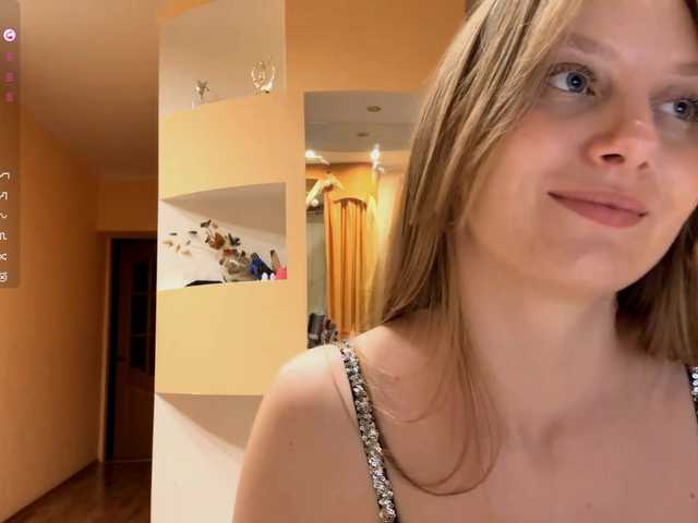 MarietteWei live cam on BongaCams