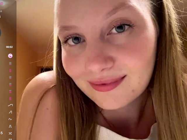 MarietteWei live cam on BongaCams