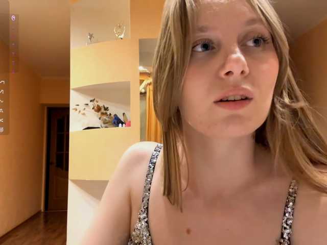 MarietteWei live cam on BongaCams