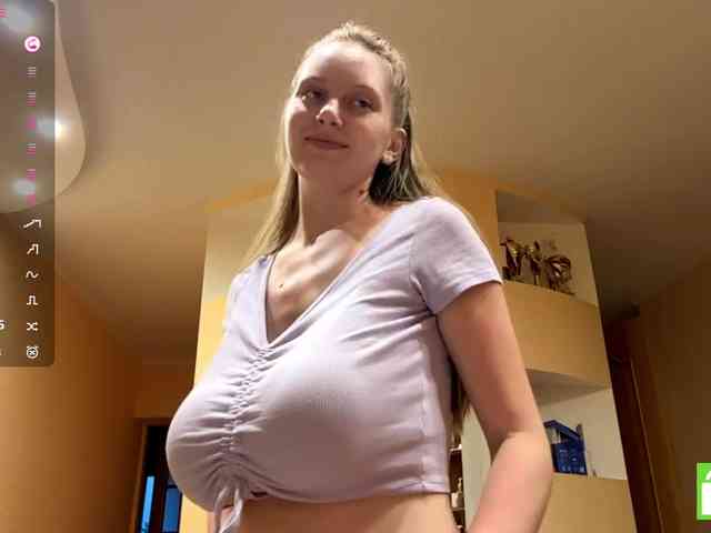 MarietteWei webcam