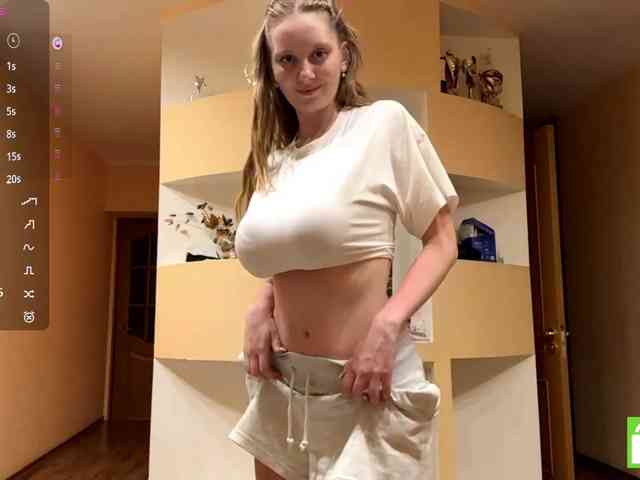 MarietteWei webcam