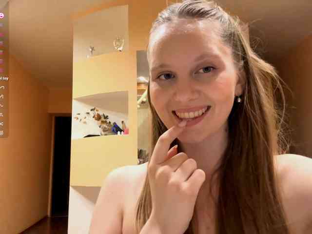 MarietteWei webcam