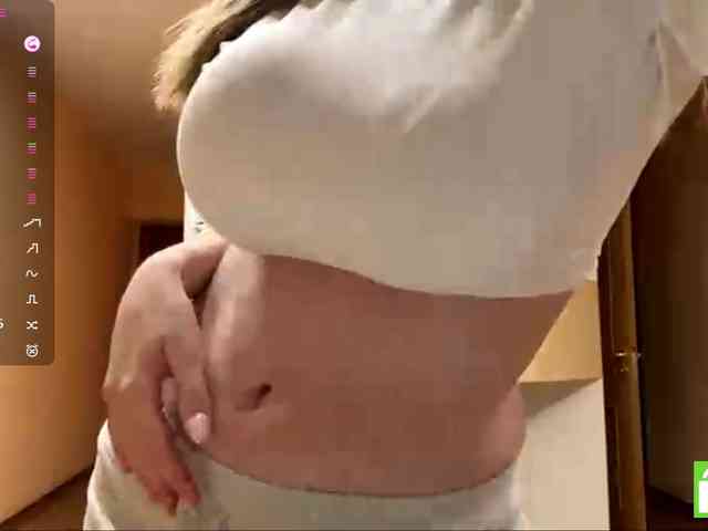 MarietteWei webcam