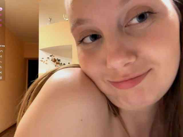MarietteWei webcam